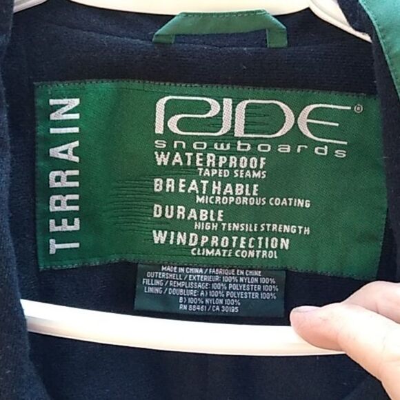 Ride snowboard jacket  - Picture 2 of 4